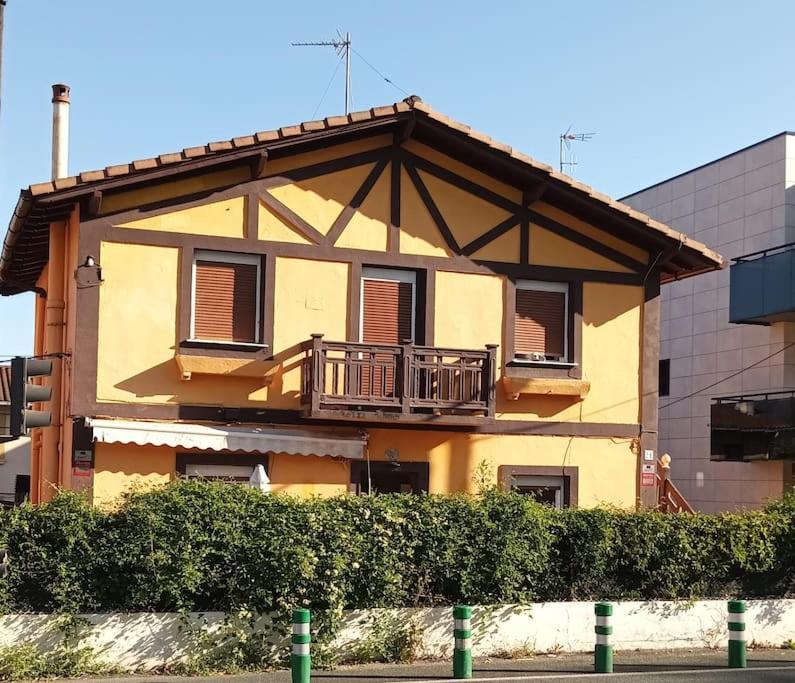 Apartament Preciosa Casa Bi-Familiar Al Lado De Donosti. Irun Zewnętrze zdjęcie
