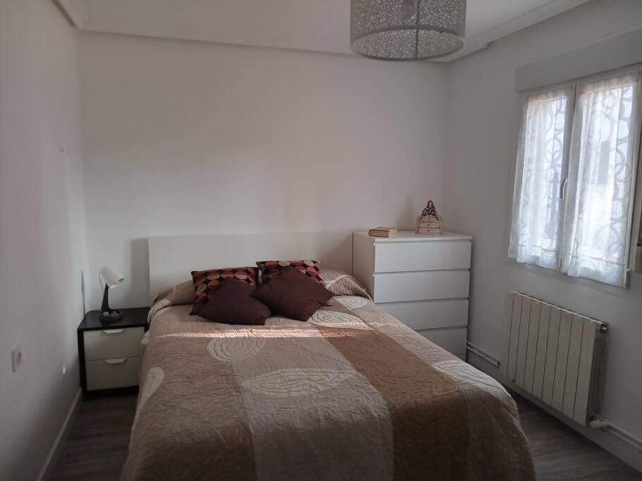 Apartament Preciosa Casa Bi-Familiar Al Lado De Donosti. Irun Zewnętrze zdjęcie